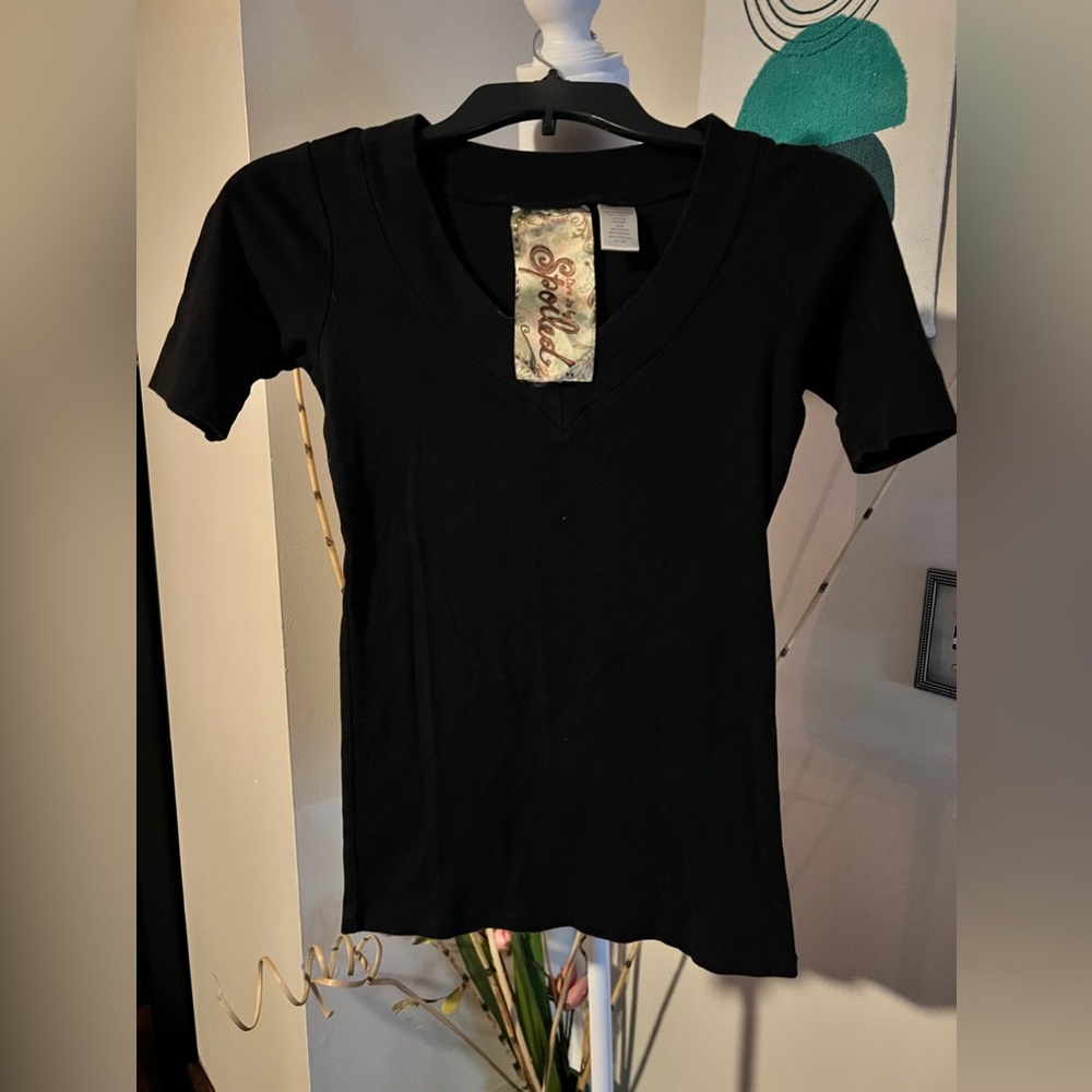 🛍️ 5/$25 Live to be Spoiled Black Top Large